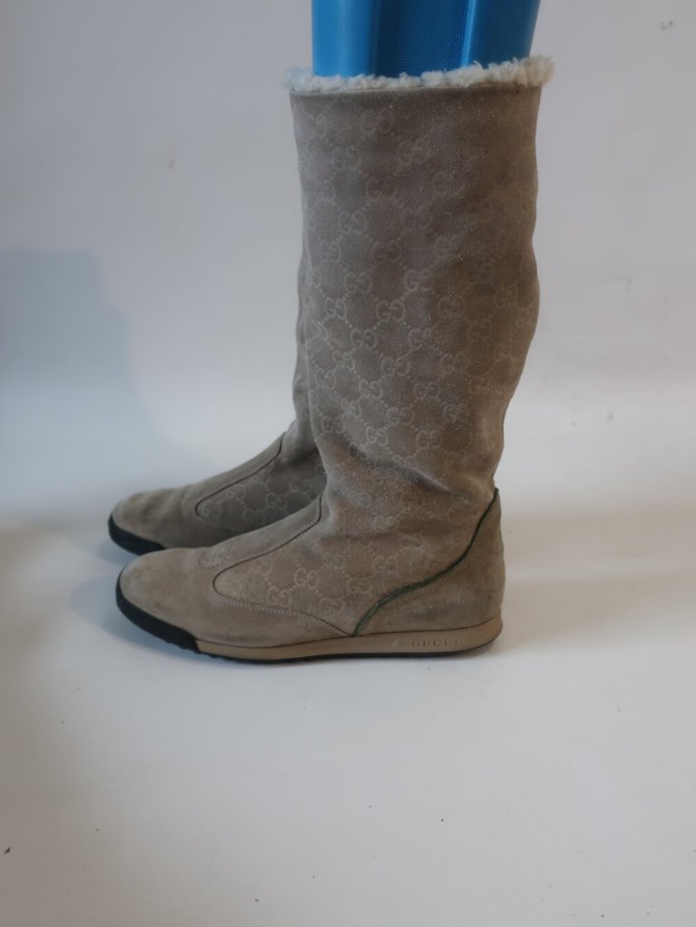 Authentic Womens Gucci Beige 163482 Guccissima Suede Shearling Boots 38 US/8 - Picture 11 of 16